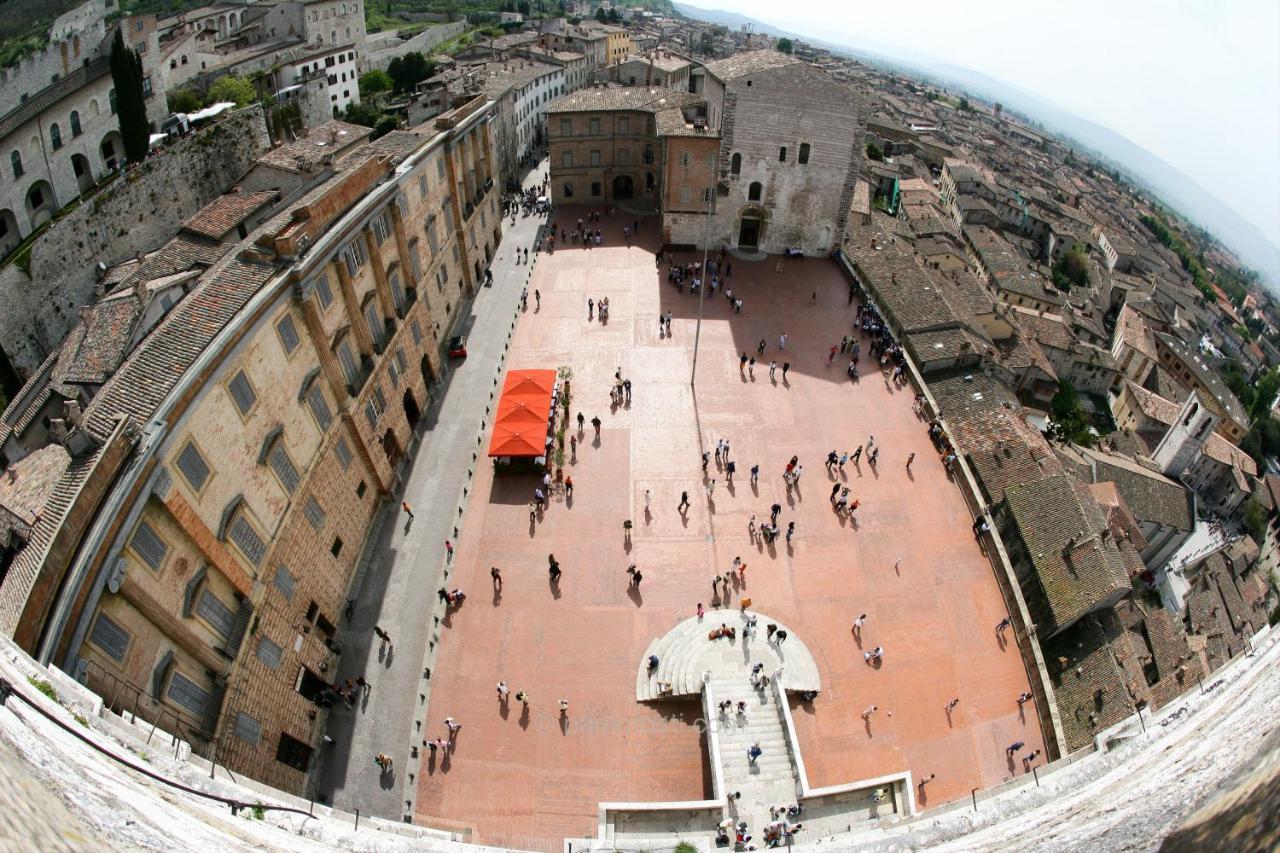 Appartamento Centro Storico Gubbio Exterior foto